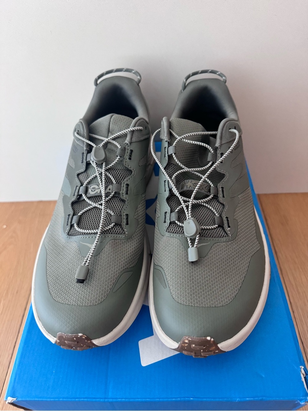 Nib New Hoka men’s green Transport GTX Shoes in size 12